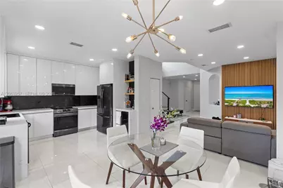 10151 NW 32nd Ter #., Doral, FL 33172 - Photo 12