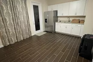 27928 SW 133rd Ave, Homestead, FL 33032 - Photo 2