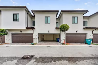 4745 NW 83rd Pkwy, Doral, FL 33166 - Photo 40