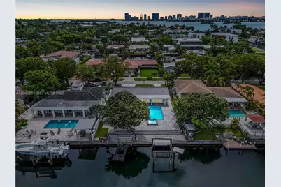 12810 Cyprus Rd, North Miami, FL 33181 - Photo 26
