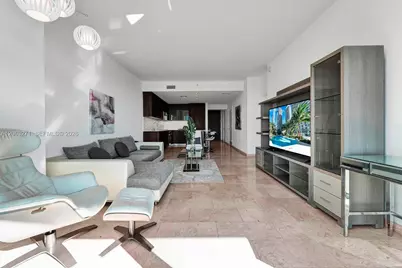88 SW 7th St #2106, Miami, FL 33130 - Photo 14