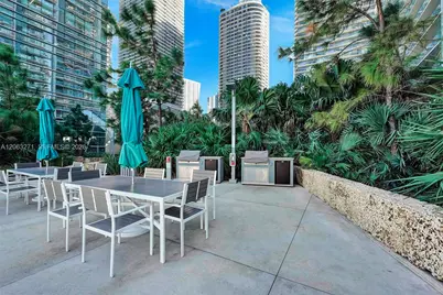 88 SW 7th St #2106, Miami, FL 33130 - Photo 42
