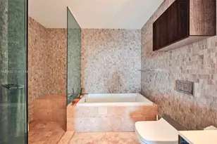88 SW 7th St, Miami, FL 33130 - Photo 26