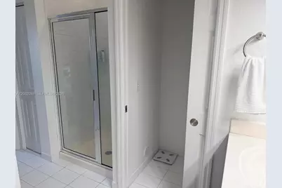 1017 NE 208th St, Miami, FL 33179 - Photo 30