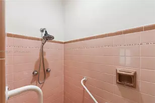 2514 E Granada Blvd, Coral Gables, FL 33134 - Photo 38