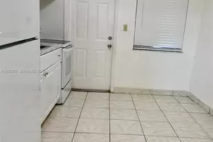 10442 SW 180th St, Miami, FL 33157 - Photo 10