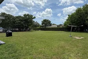 10442 SW 180th St, Miami, FL 33157 - Photo 4