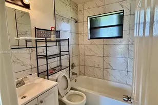 10442 SW 180th St, Miami, FL 33157 - Photo 14