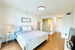 90 SW 3rd St, Miami, FL 33130 - Photo 6