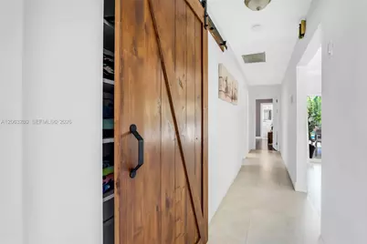5424 Garfield St, Hollywood, FL 33021 - Photo 22