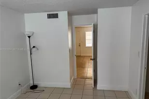 241 SE 9th Ave, Pompano Beach, FL 33060 - Photo 10