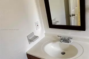 241 SE 9th Ave, Pompano Beach, FL 33060 - Photo 14