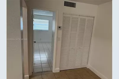 241 SE 9th Ave #203, Pompano Beach, FL 33060 - Photo 6