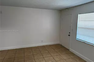 241 SE 9th Ave, Pompano Beach, FL 33060 - Photo 4