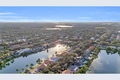 8135 NW 164th Ter #8135, Miami Lakes, FL 33016 - Photo 50