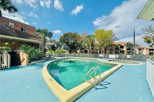 17530 NW 68th Ave, Hialeah, FL 33015 - Photo 18