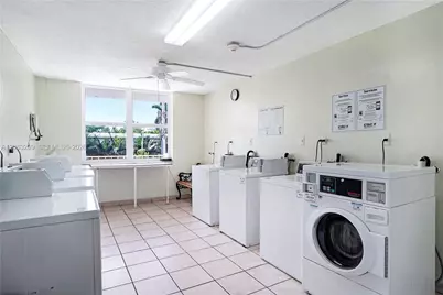 245 18th St #1005, Miami Beach, FL 33139 - Photo 14