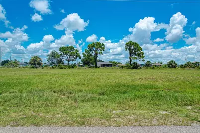 2625 NE 5th, Cape Coral, FL 33909 - Photo 16