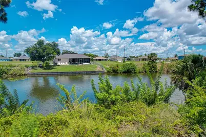 2625 NE 5th, Cape Coral, FL 33909 - Photo 4