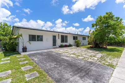 10851 SW 152nd St #---, Miami, FL 33157 - Photo 2
