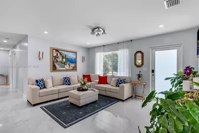 10851 SW 152nd St #---, Miami, FL 33157 - Photo 4
