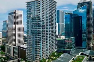 68 SE 6th St, Miami, FL 33131 - Photo 2