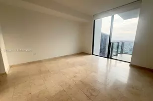 68 SE 6th St, Miami, FL 33131 - Photo 10