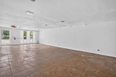 180 Hialeah Dr, Hialeah, FL 33010 - Photo 6