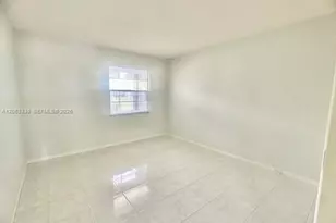 801 SW 133rd Terrace, Pembroke Pines, FL 33027 - Photo 18
