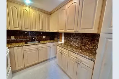 801 SW 133rd Ter #105K, Pembroke Pines, FL 33027 - Photo 6