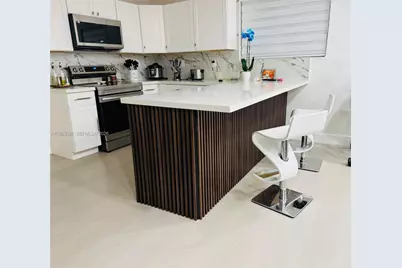 75 SW 18th Ave, Homestead, FL 33030 - Photo 8