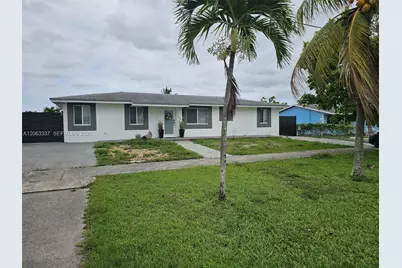 75 SW 18th Ave, Homestead, FL 33030 - Photo 4