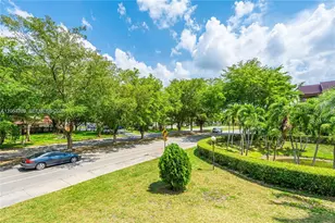 9140 SW 123rd Ct, Miami, FL 33186 - Photo 32