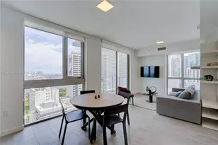 227 NE 2nd St, Miami, FL 33132 - Photo 8