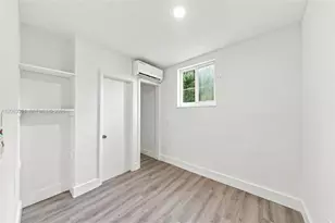 128 NW 9th Ave, Miami, FL 33128 - Photo 14