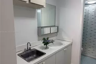 6980 NW 186th St, Hialeah, FL 33015 - Photo 2