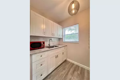 150 NE 59th St, Miami, FL 33137 - Photo 12