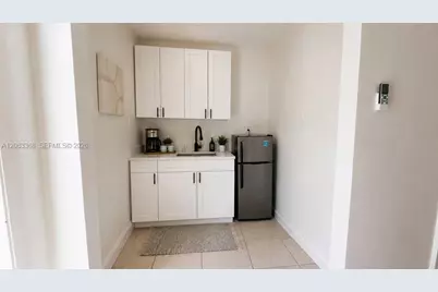 [Address not provided], Oakland Park, FL 33334 - Photo 2
