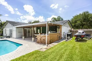4201 W Sailboat Dr, Cooper City, FL 33026 - Photo 6