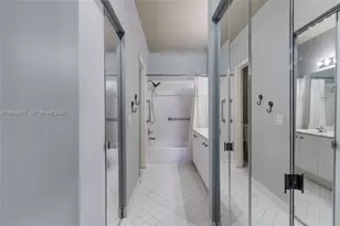 1280 Majesty Terrace, Weston, FL 33327 - Photo 24