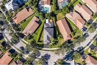 1280 Majesty Ter, Weston, FL 33327 - Photo 38