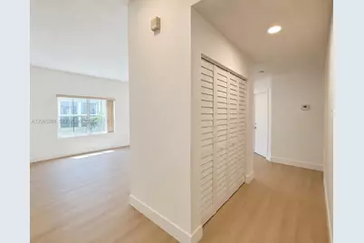 837 Tanglewood Cir #., Weston, FL 33327 - Photo 26