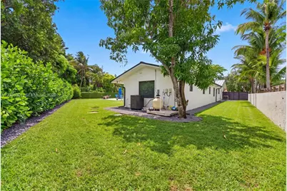 17701 SW 87th Ave, Palmetto Bay, FL 33157 - Photo 10