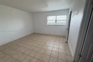3760 NW 115th Way, Coral Springs, FL 33065 - Photo 2