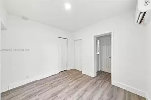 128 NW 9th Ave, Miami, FL 33128 - Photo 8