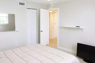 401 SE 3rd St, Dania Beach, FL 33004 - Photo 22