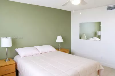 401 SE 3rd St #608, Dania Beach, FL 33004 - Photo 16