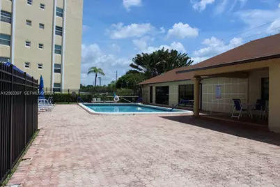 401 SE 3rd St #608, Dania Beach, FL 33004 - Photo 26