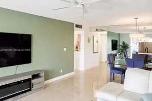 401 SE 3rd St, Dania Beach, FL 33004 - Photo 6