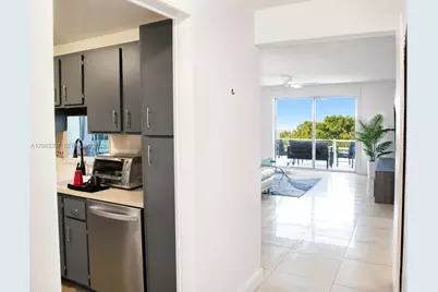 401 SE 3rd St #608, Dania Beach, FL 33004 - Photo 14